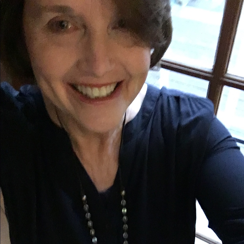 Meet your Posher, Connie